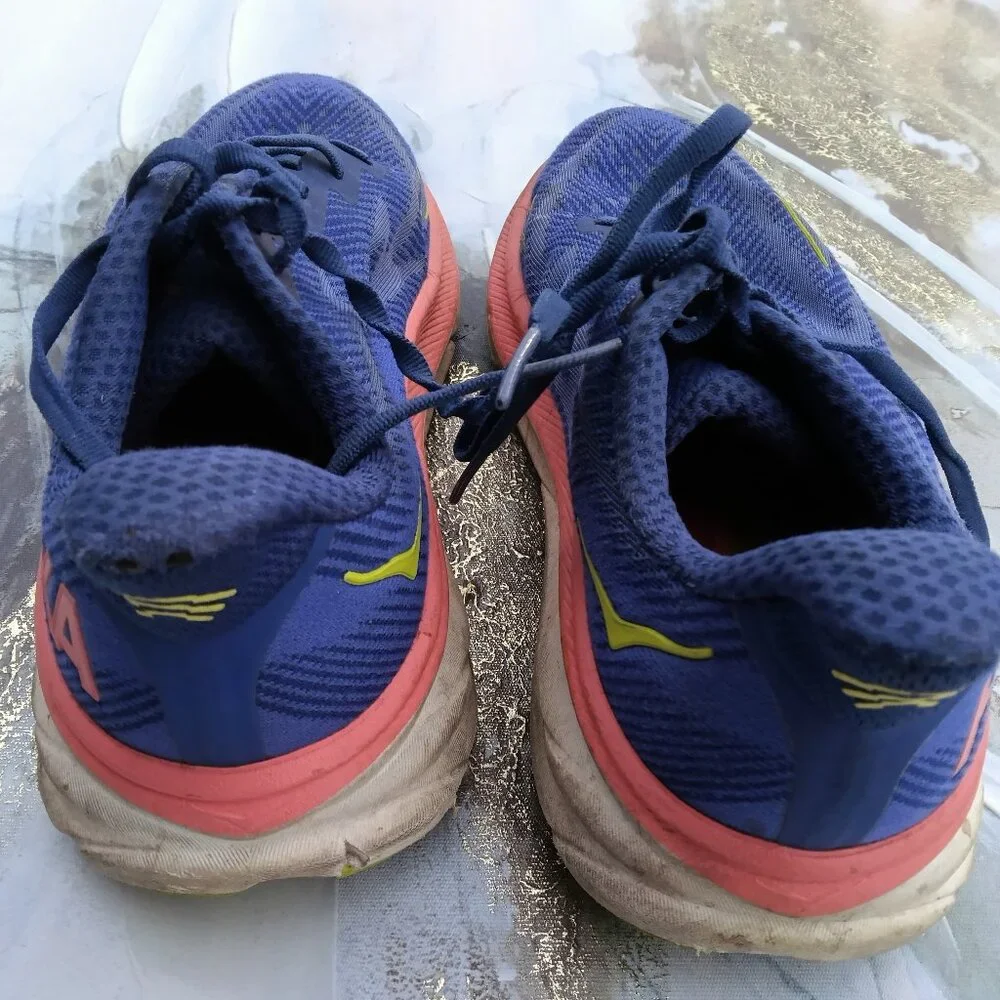 Hoka women's sneakers - Picture 3 of 4